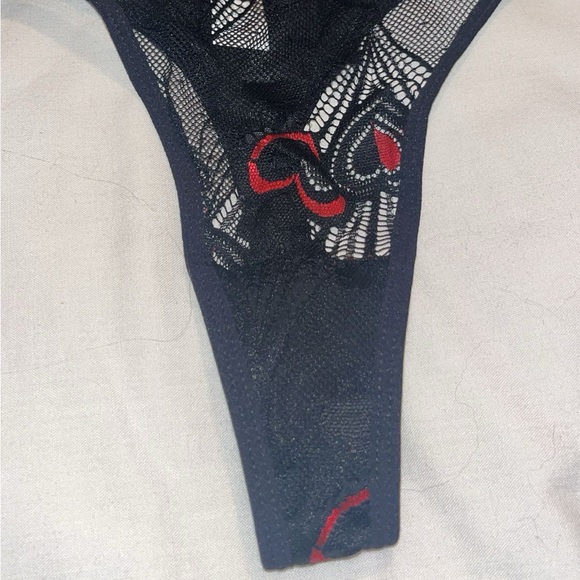 Cupid Is Stupid - Bralette Set - Picture 15 of 16